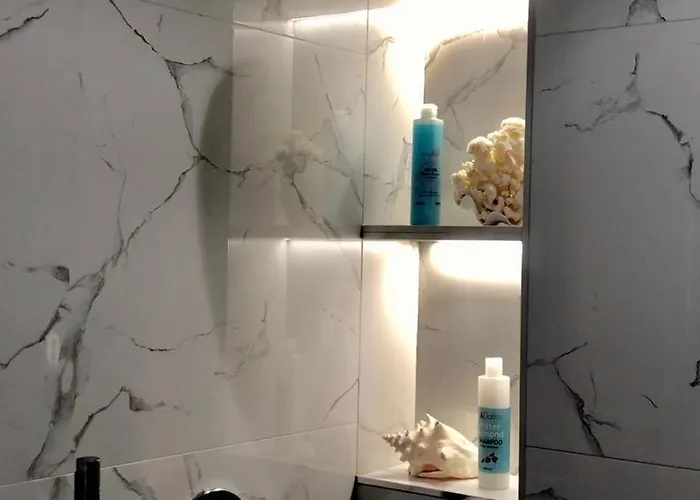 公寓 Central Apartment Tirana