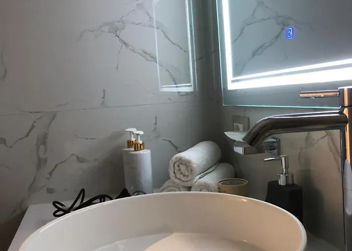 Central Apartment Tirana * 地拉那